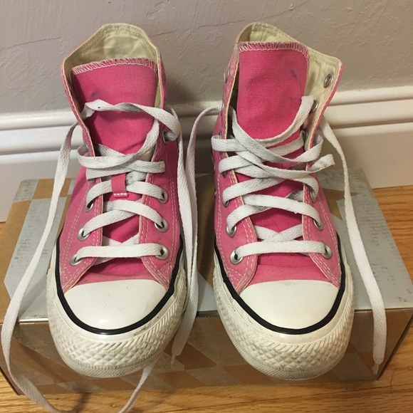 Cute pink high top converse! - Picture 2 of 4